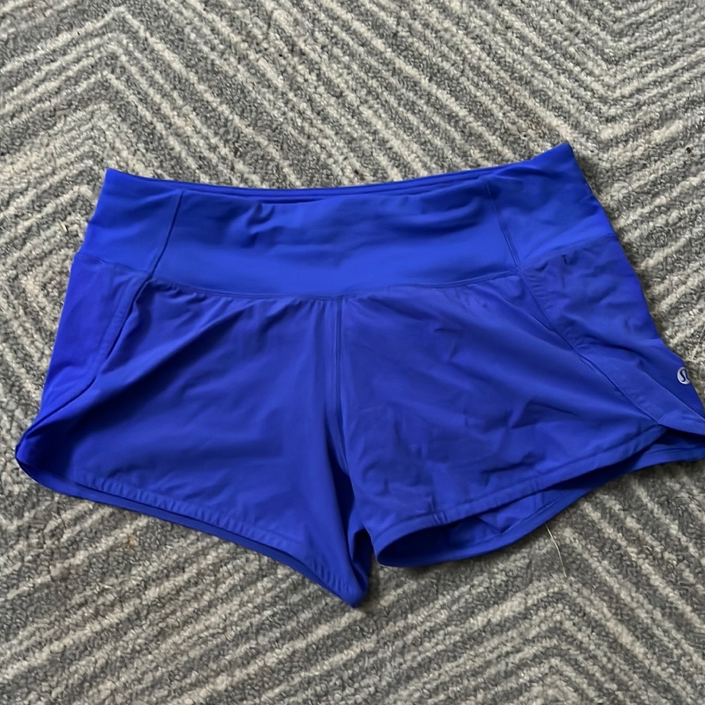 LULULEMON SPEED UP SIZE 6